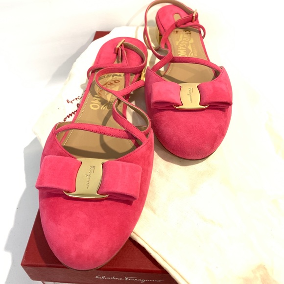 Salvatore Ferragamo Felma Flats in Framboise - Picture 3 of 8